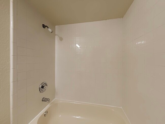 Building Photo - 154 Lori Anne Ln