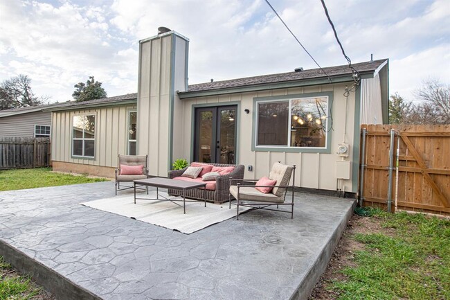 Building Photo - 5505 Porsche Ln
