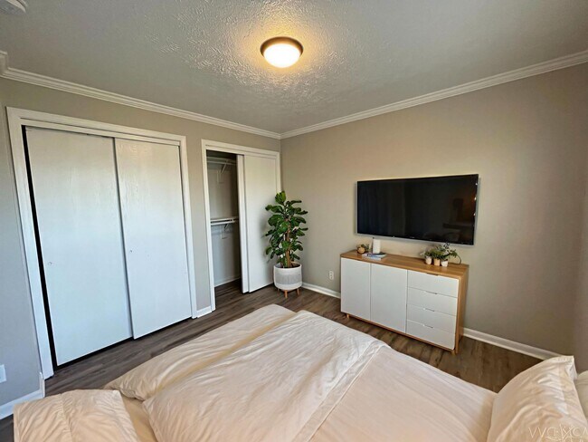 Building Photo - 1104 Mazatlan Cir