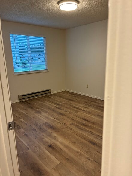 Building Photo - 12011 114th AVE CT E