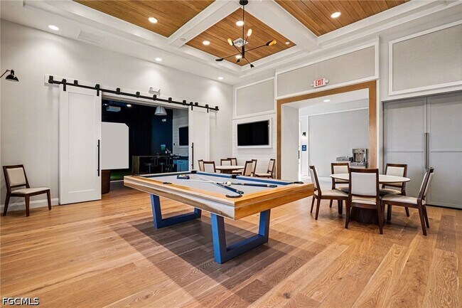 Building Photo - 44283 Panther Dr