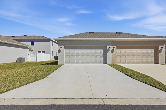 Building Photo - 10672 Words Dr