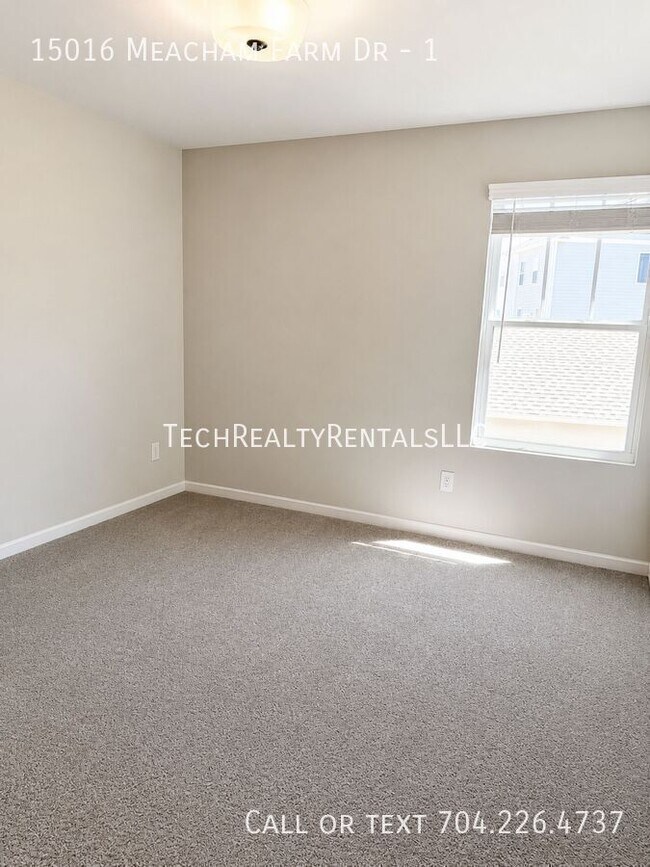 Building Photo - 15016 Meacham Farm Dr