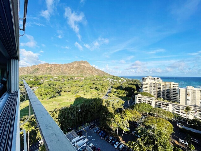 Building Photo - Ocean Front, Gold Coast, Furnished Condo with Direct Ocean Views!