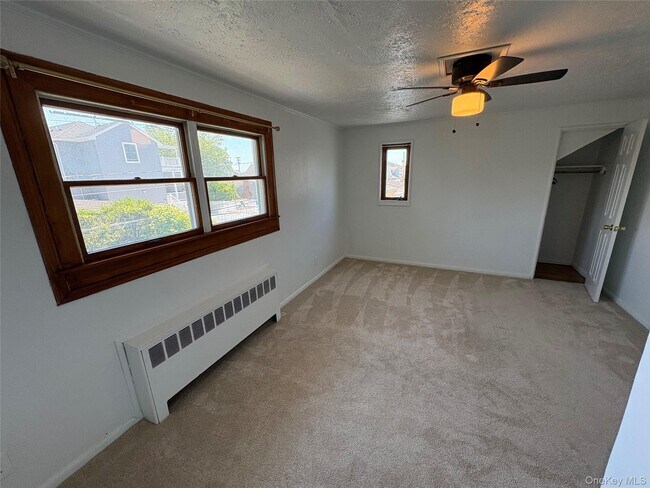Building Photo - 113 Parma Rd