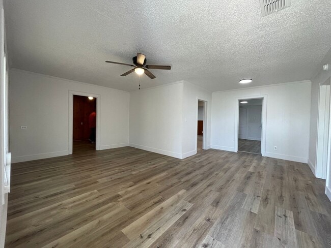 Building Photo - Renovated Charm Meets Modern Comfort – 3-B...