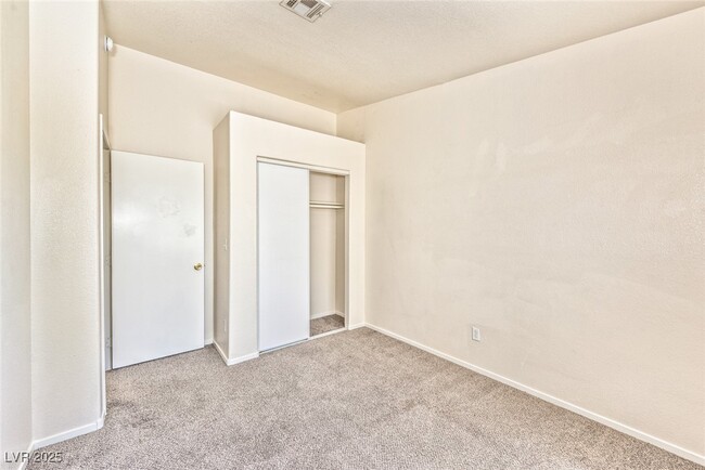 Building Photo - 2633 Sierra Seco Ave