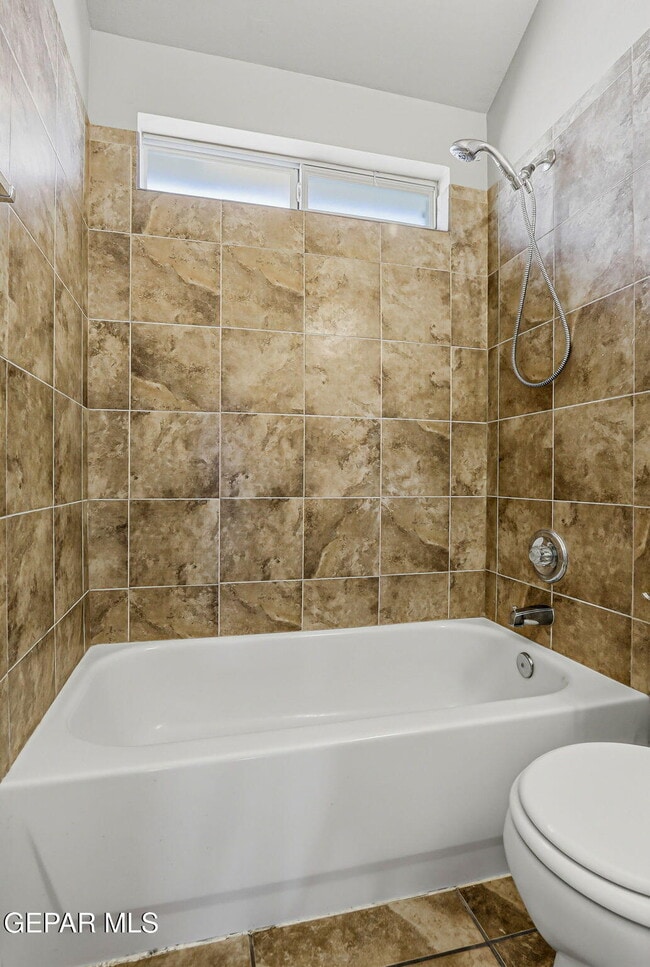 Building Photo - 10910 Acoma St