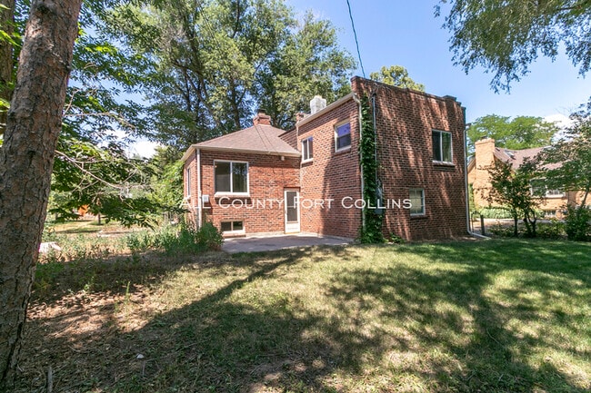 Building Photo - Upscale Glenmere Park Bungalow