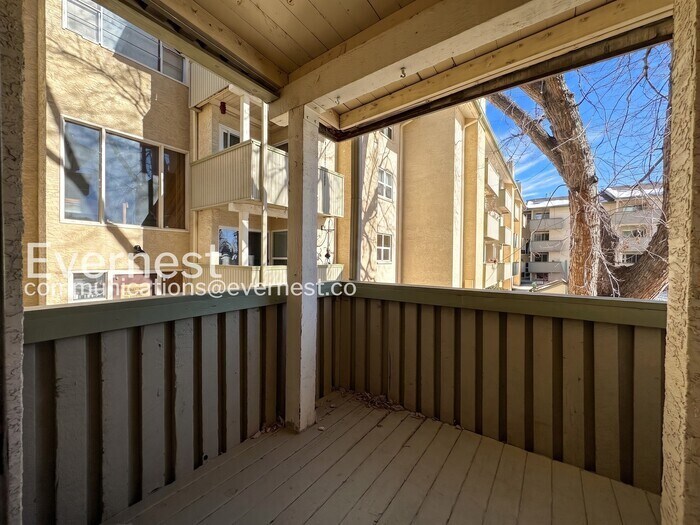 Building Photo - 3035 Oneal Pkwy