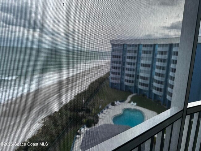 Building Photo - 1175 Jimmy Buffett Mem Hwy