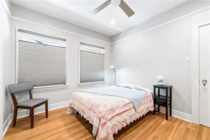 Building Photo - 4227 E Colorado St