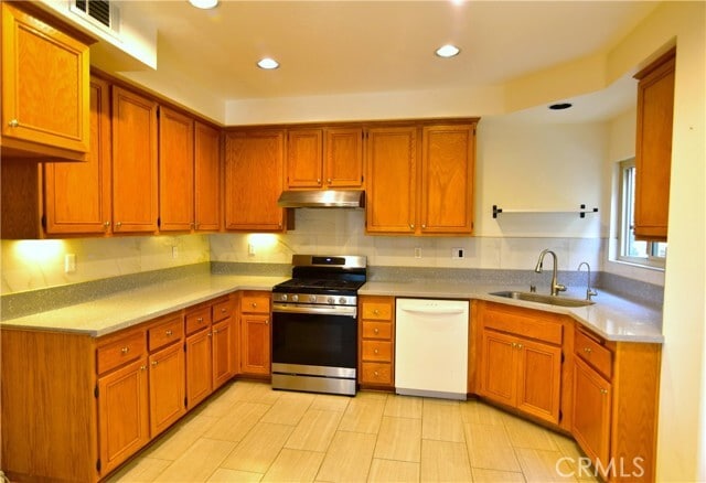 Building Photo - 14171 Shoreline Dr