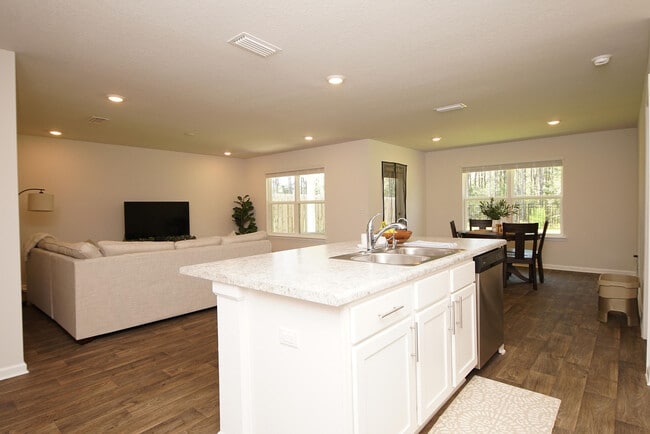 Building Photo - 334 This Way