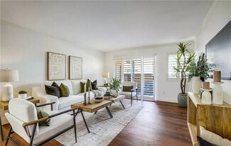 Building Photo - 26142 Serrano Ct