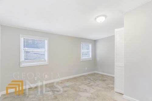 Building Photo - 1951 Meadow Ln