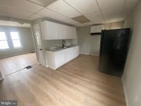 Building Photo - 617 New York St