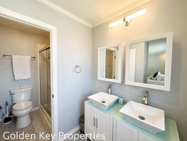 Building Photo - Welcome to this stunning ***unfurnished*** tri-level condo in the desirable Casitas de la Costa c...
