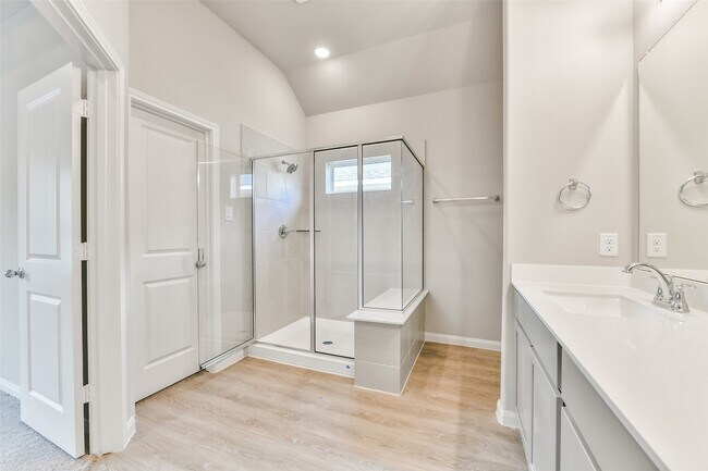 Building Photo - 3911 Sugardale St