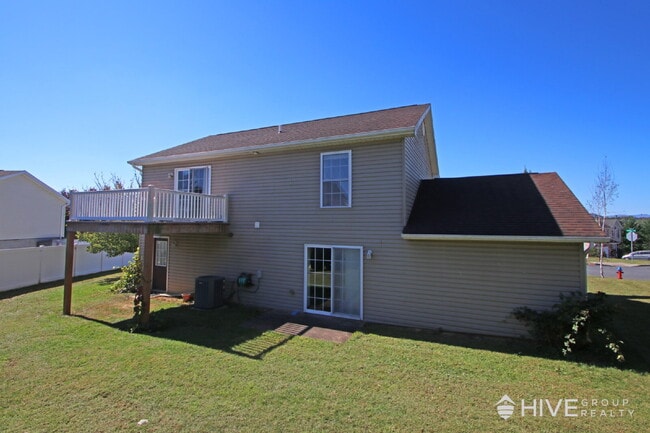 Building Photo - Single-Family Home in Thomas Harrison Midd...
