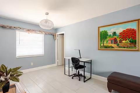 Building Photo - 2604 Campus Hill Dr