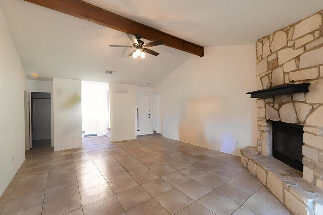 Building Photo - 1606 Gatlinburg Dr