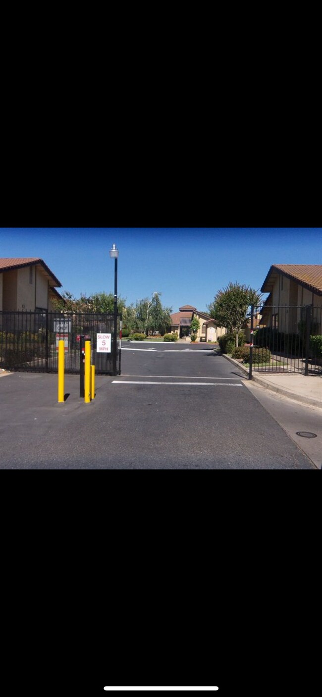 Building Photo - 3100 Andre Ln