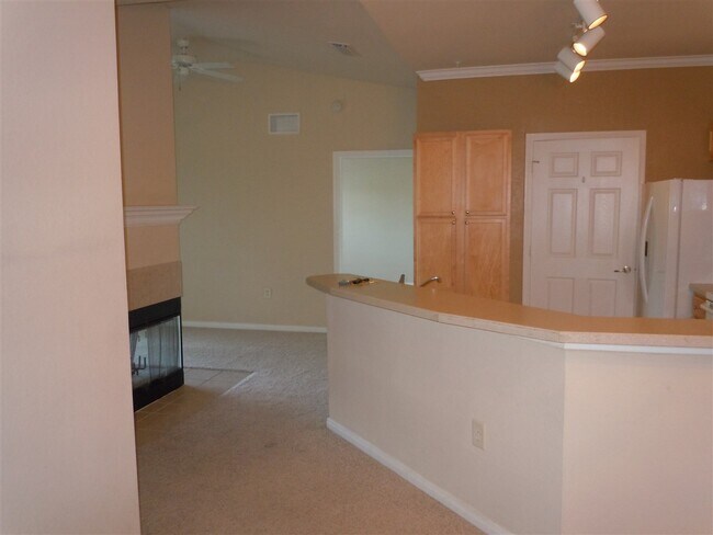 Building Photo - 130 Old Town Pkwy