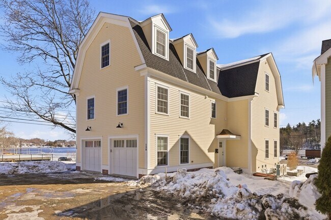 Building Photo - 13 1/2 Merrimac St