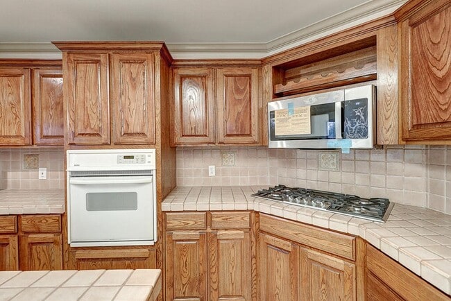 Building Photo - 4249 Rapids Dr