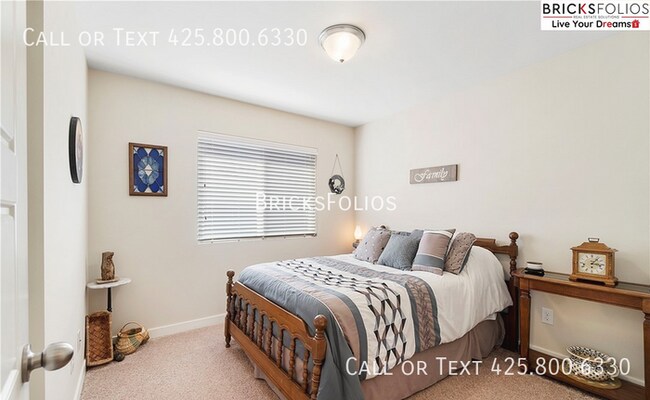 Building Photo - Elevate Your Lifestyle in the Heart of Puy...