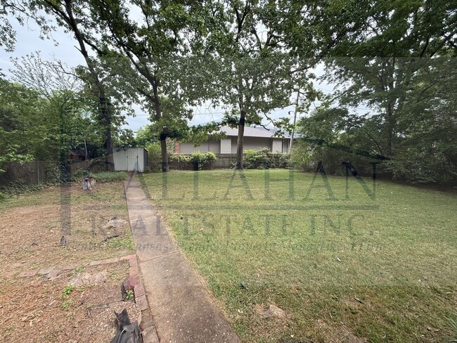 Building Photo - Little Rock 3 Bedroom Home