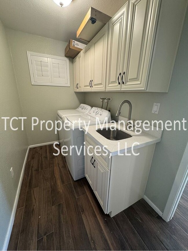 Building Photo - Remodeled 3 Bedroom home in Mesa, AZ