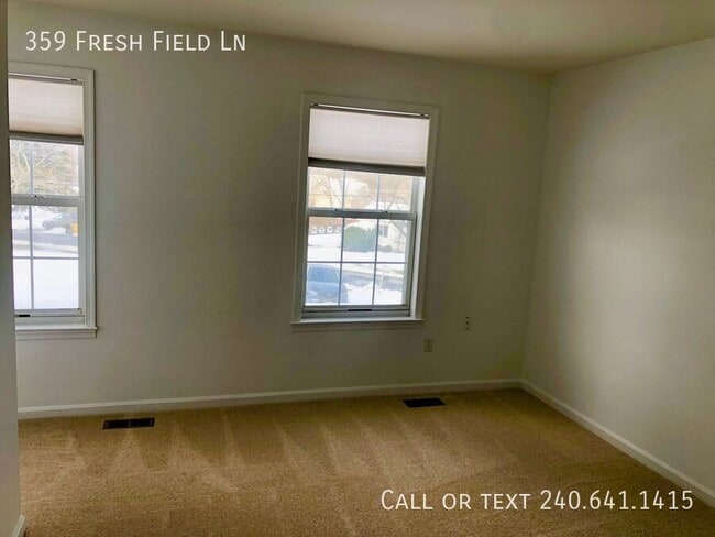 Building Photo - 359 Freshfield Ln