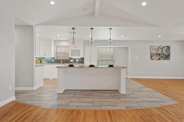 Building Photo - 5429 Enderly Pl
