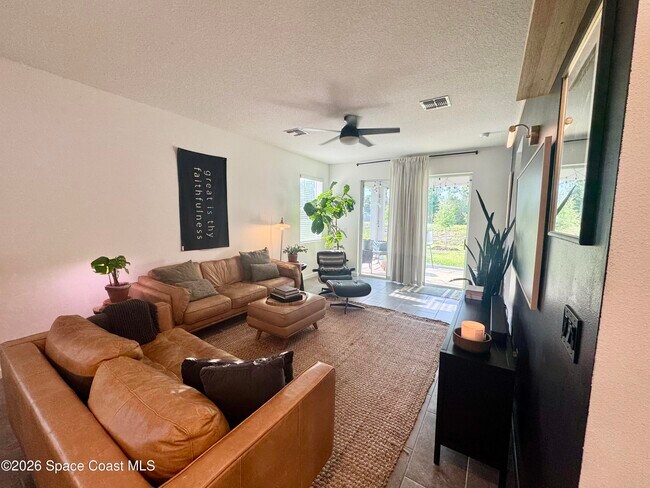 Building Photo - 1192 Canfield Cir