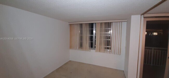Building Photo - 251 174th St