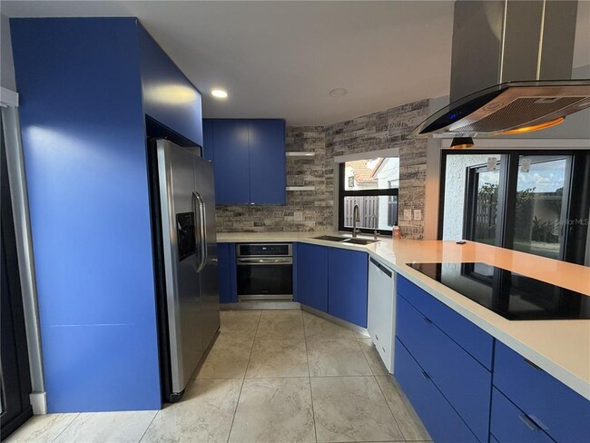 Building Photo - 15285 SW 45th Terrace