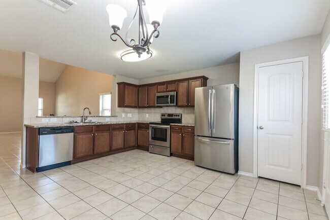 Building Photo - 1405 Granite Path