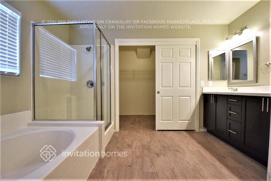 Building Photo - 8928 Wind Warrior Ave