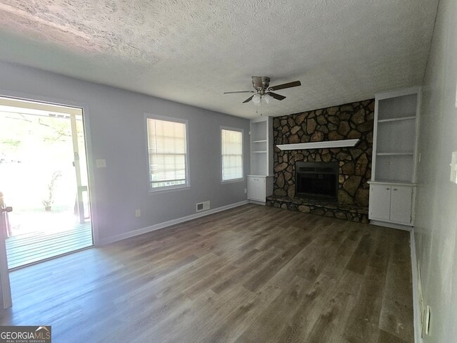 Building Photo - 6577 Ardmoor Dr