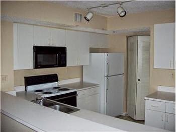 Building Photo - 3874 Lyons Rd