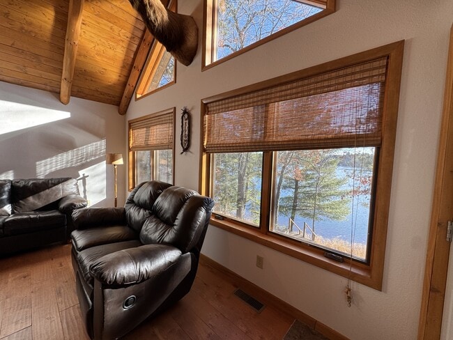 Building Photo - N. N Townline Rd