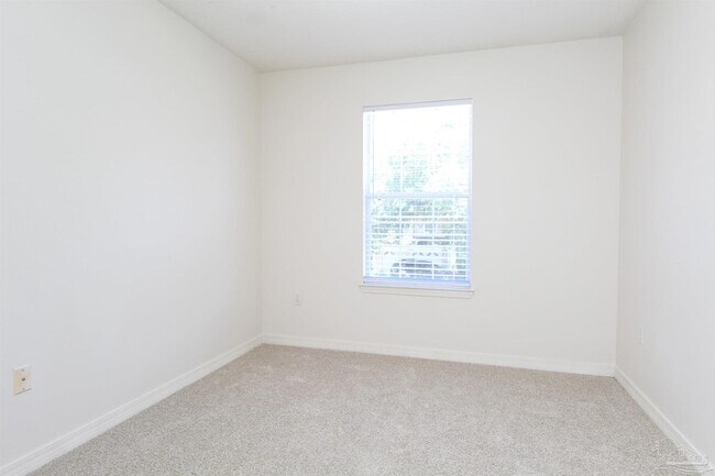 Building Photo - 6209 Cottage Woods Dr