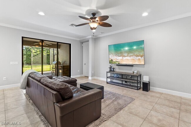 Building Photo - 16133 Camden Lakes Cir