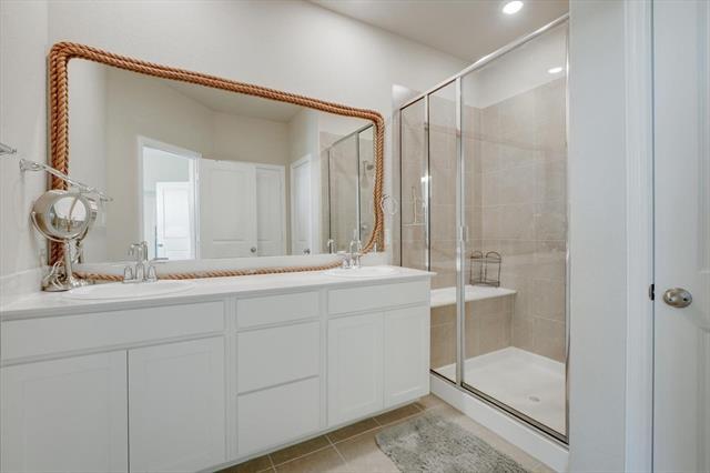 Building Photo - 7609 Sunset Blvd