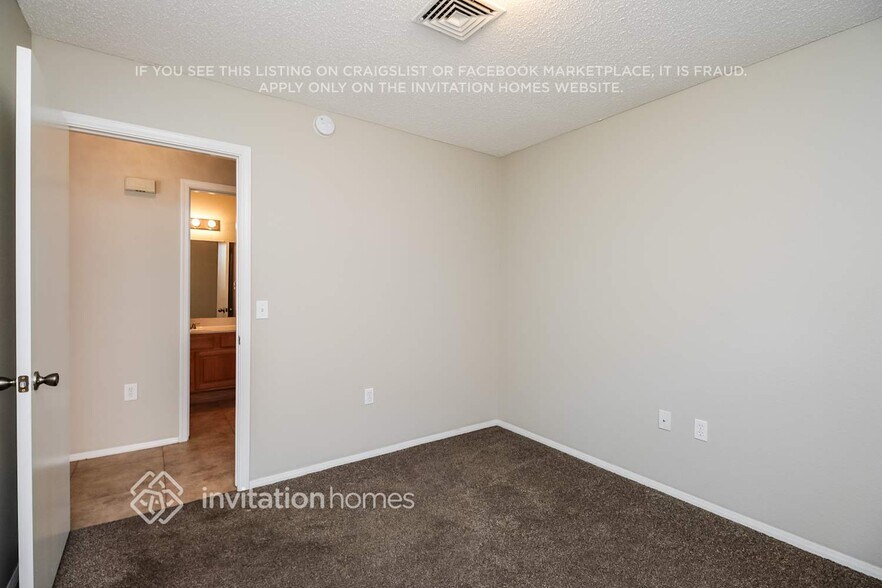 Building Photo - 442 N Granite St