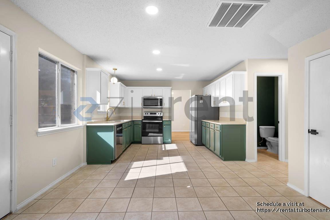 Building Photo - 432 Ponderosa Trail