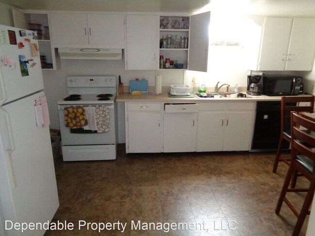 Building Photo - 6 br, 2 bath House - 2100 10th Street Road