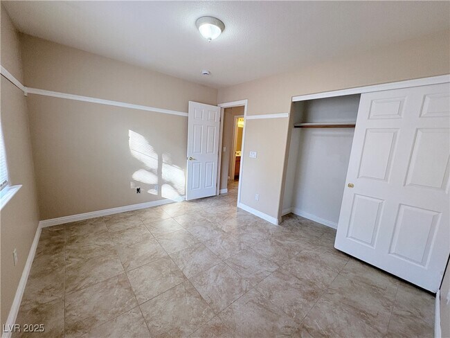 Building Photo - 6544 Timberview Ct